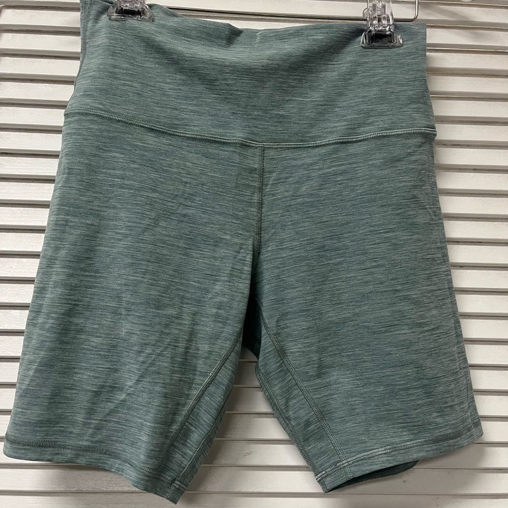 LULULEMON ✨small ✨Women's Green Shorts